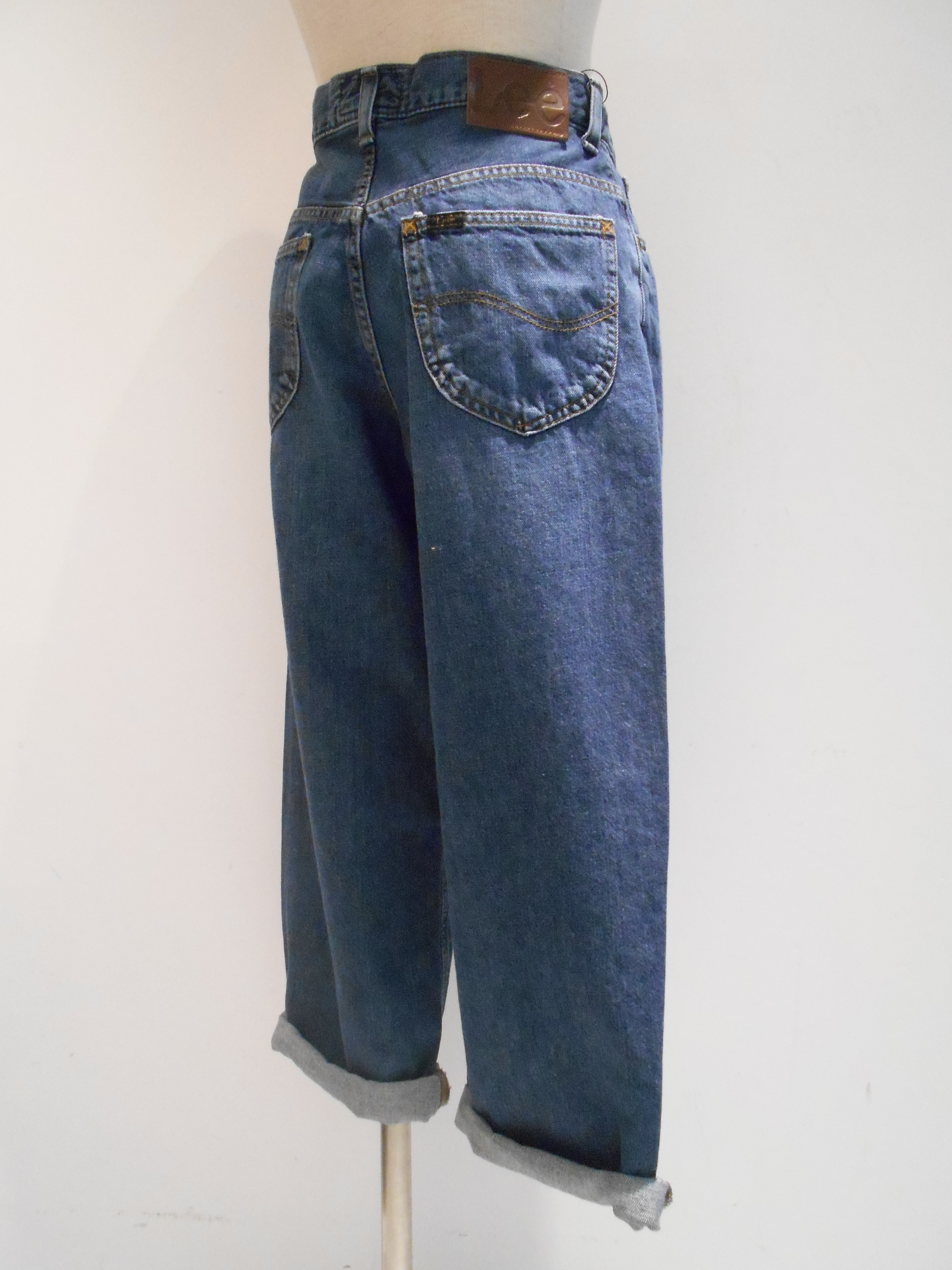 http://mt.anglobalshop.com/blog/ims040902.JPG