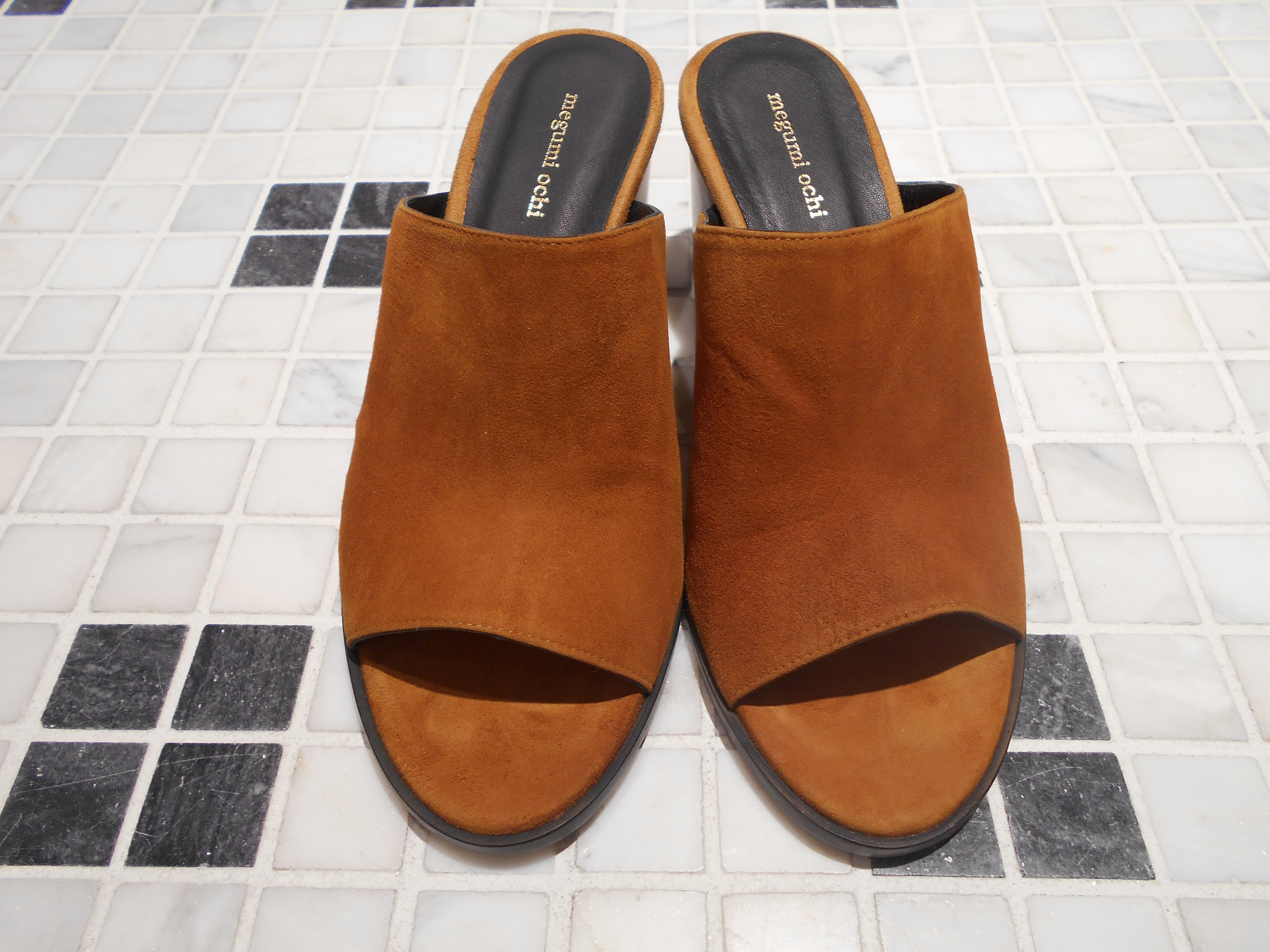 http://mt.anglobalshop.com/blog/ims040906.JPG