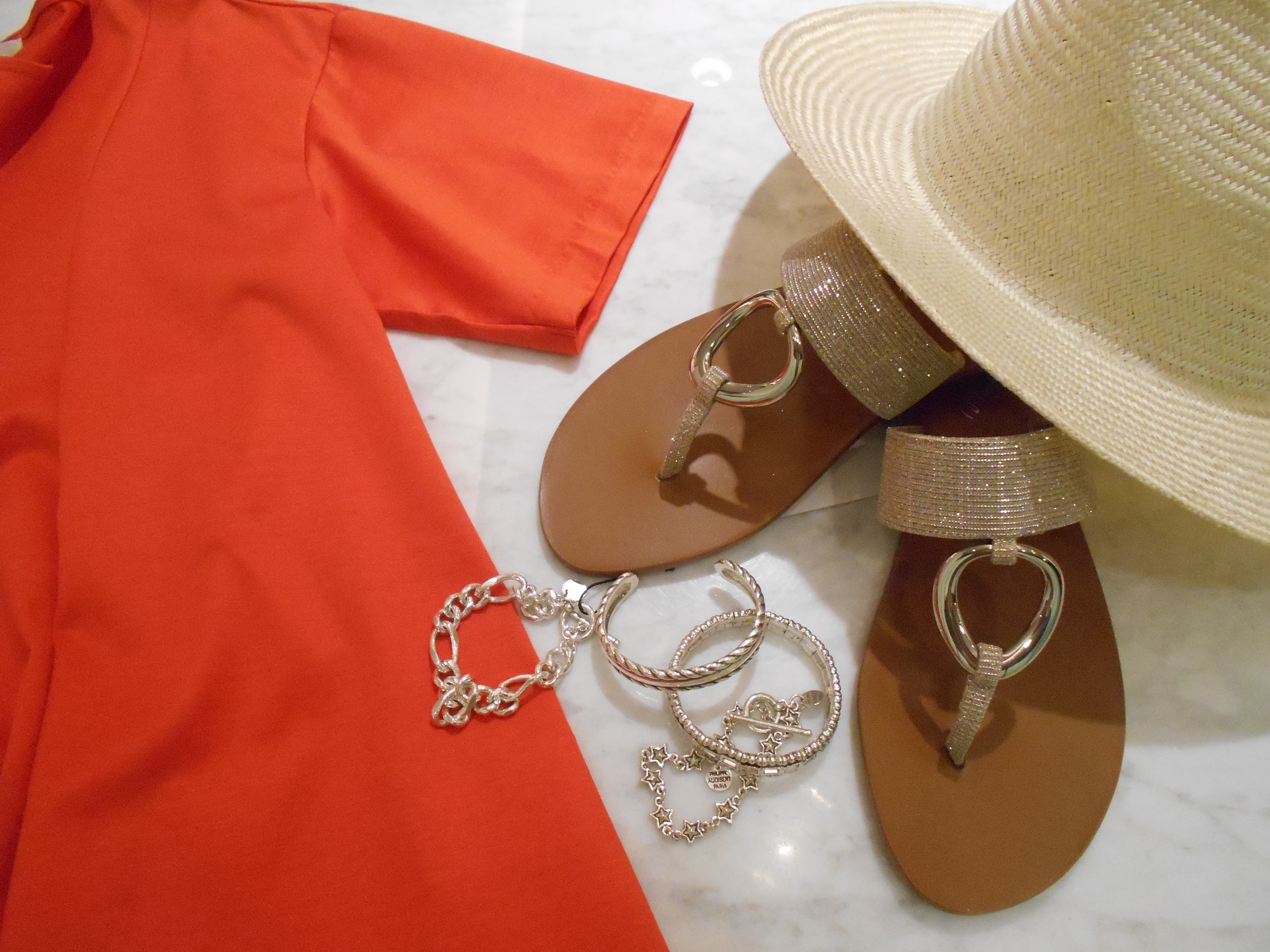 http://mt.anglobalshop.com/blog/ims060101.JPG