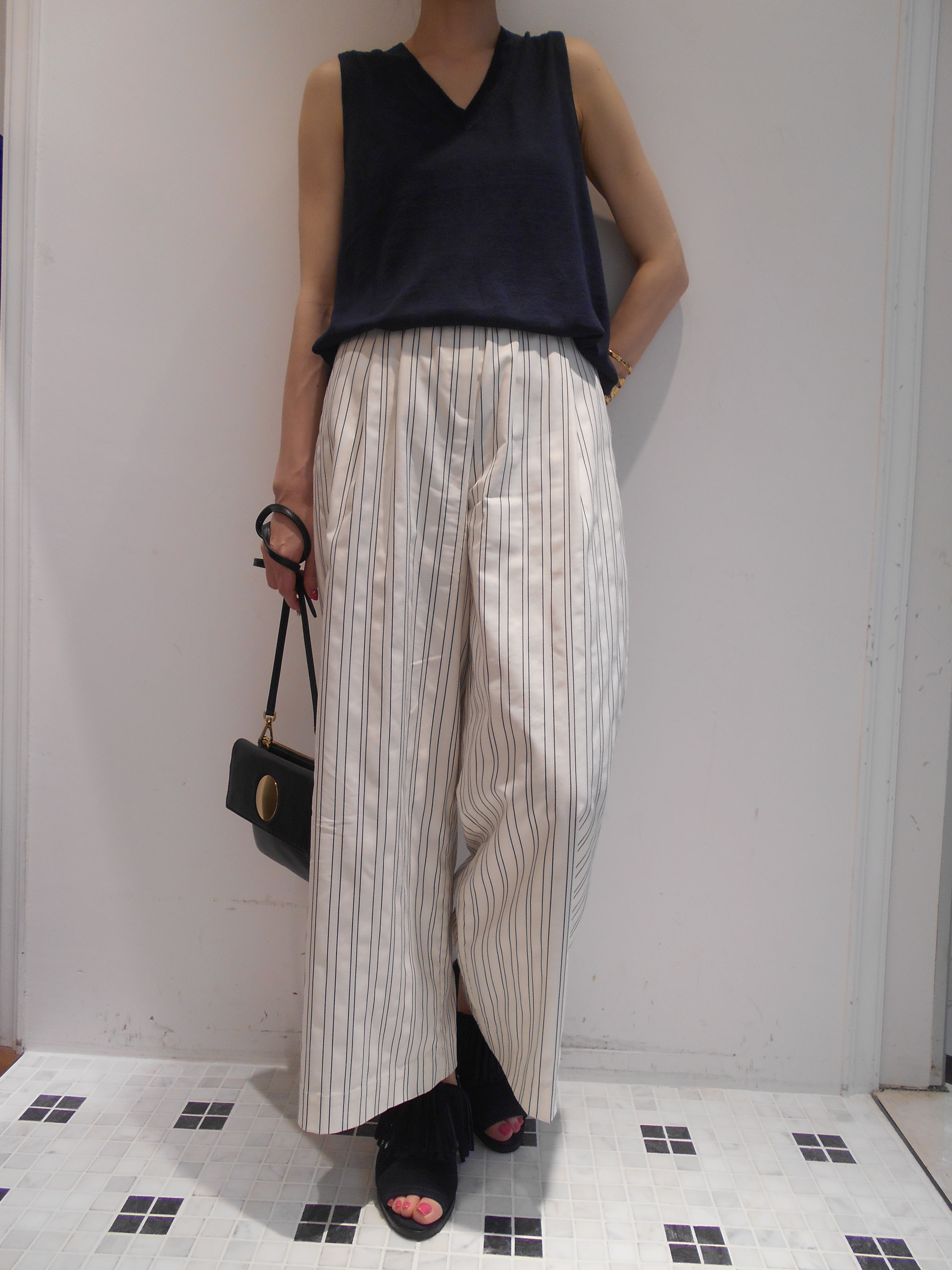 http://mt.anglobalshop.com/blog/ims060908.JPG