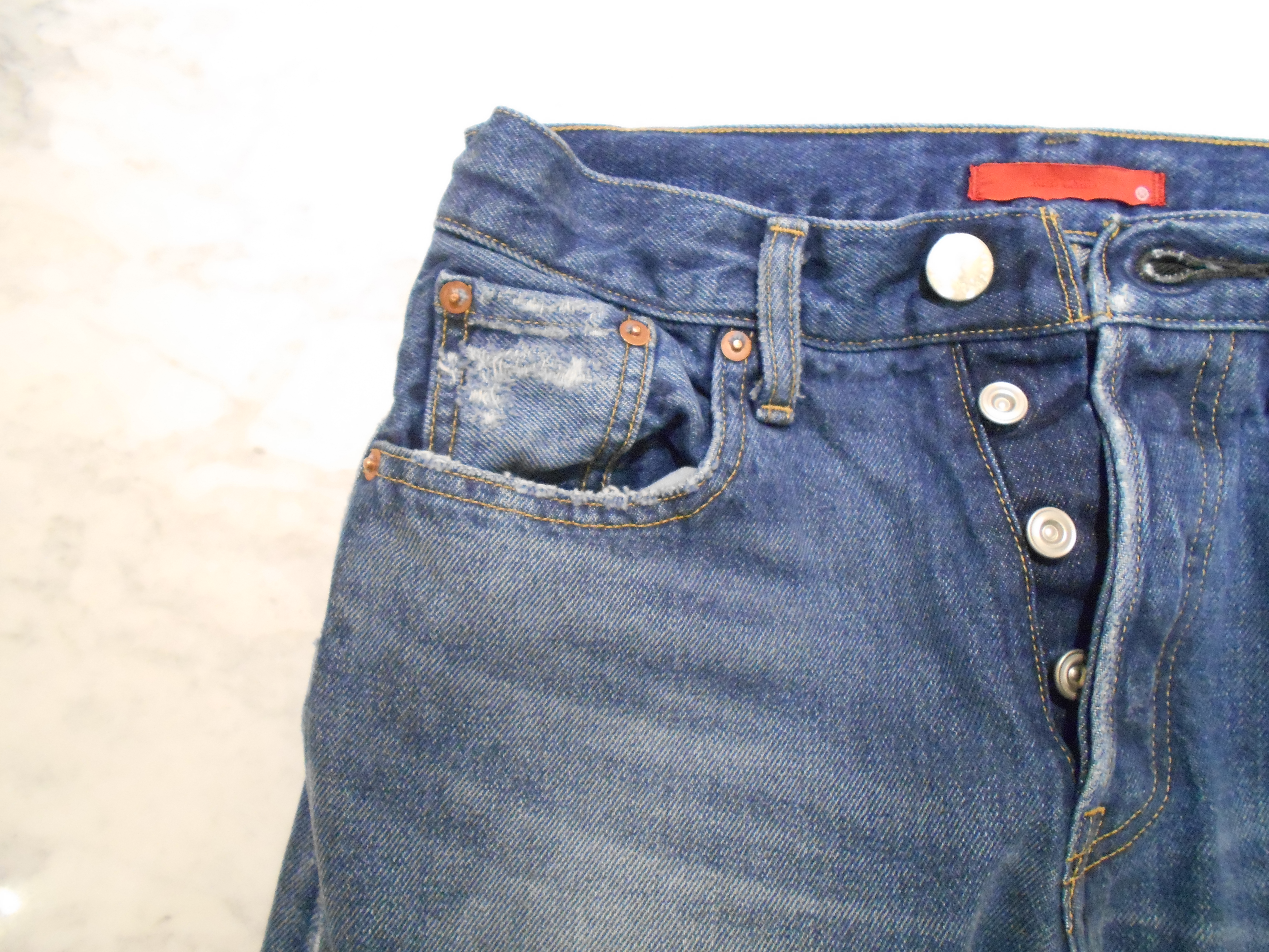 http://mt.anglobalshop.com/blog/ims072004.JPG