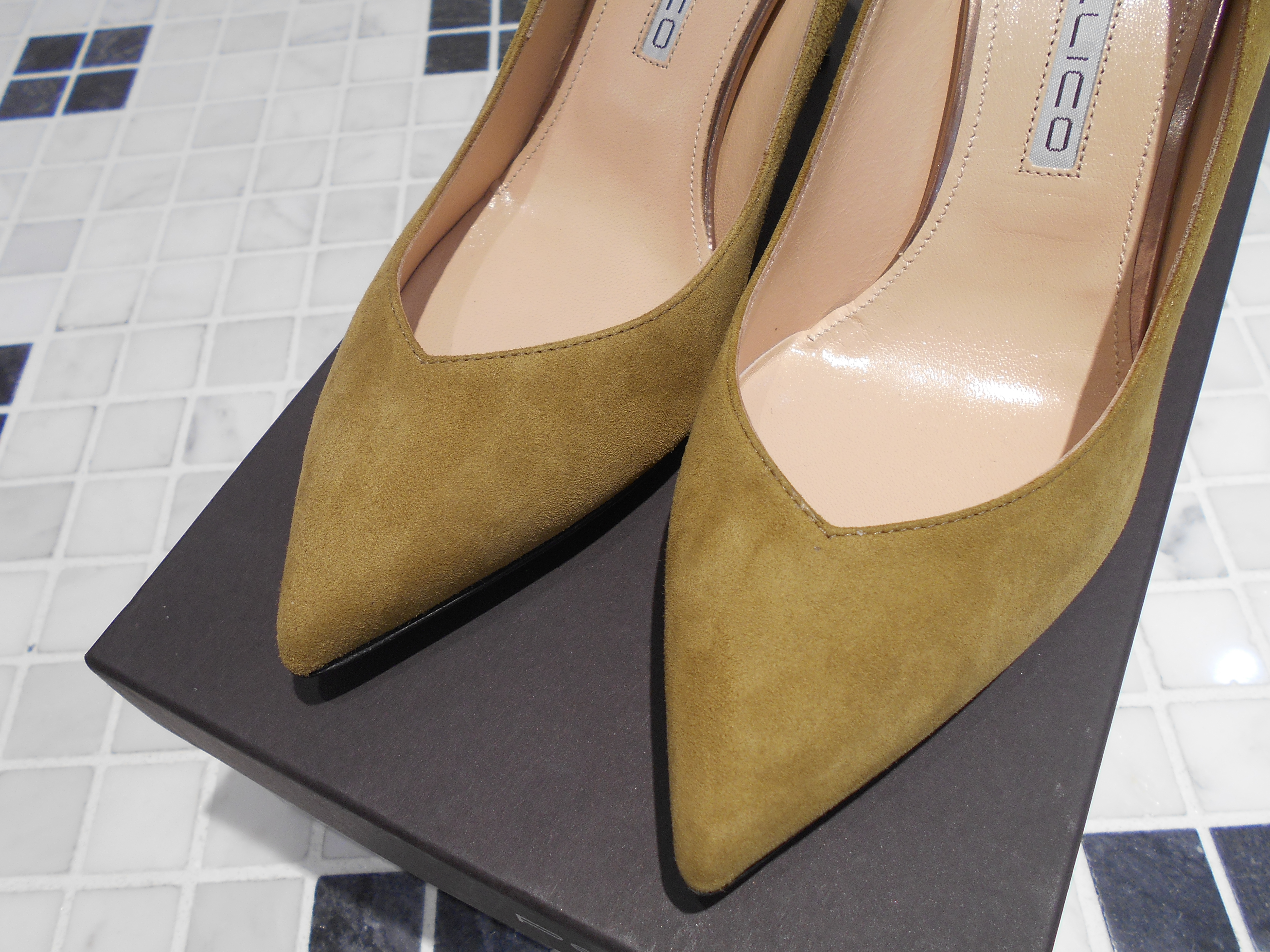 http://mt.anglobalshop.com/blog/ims072208.JPG