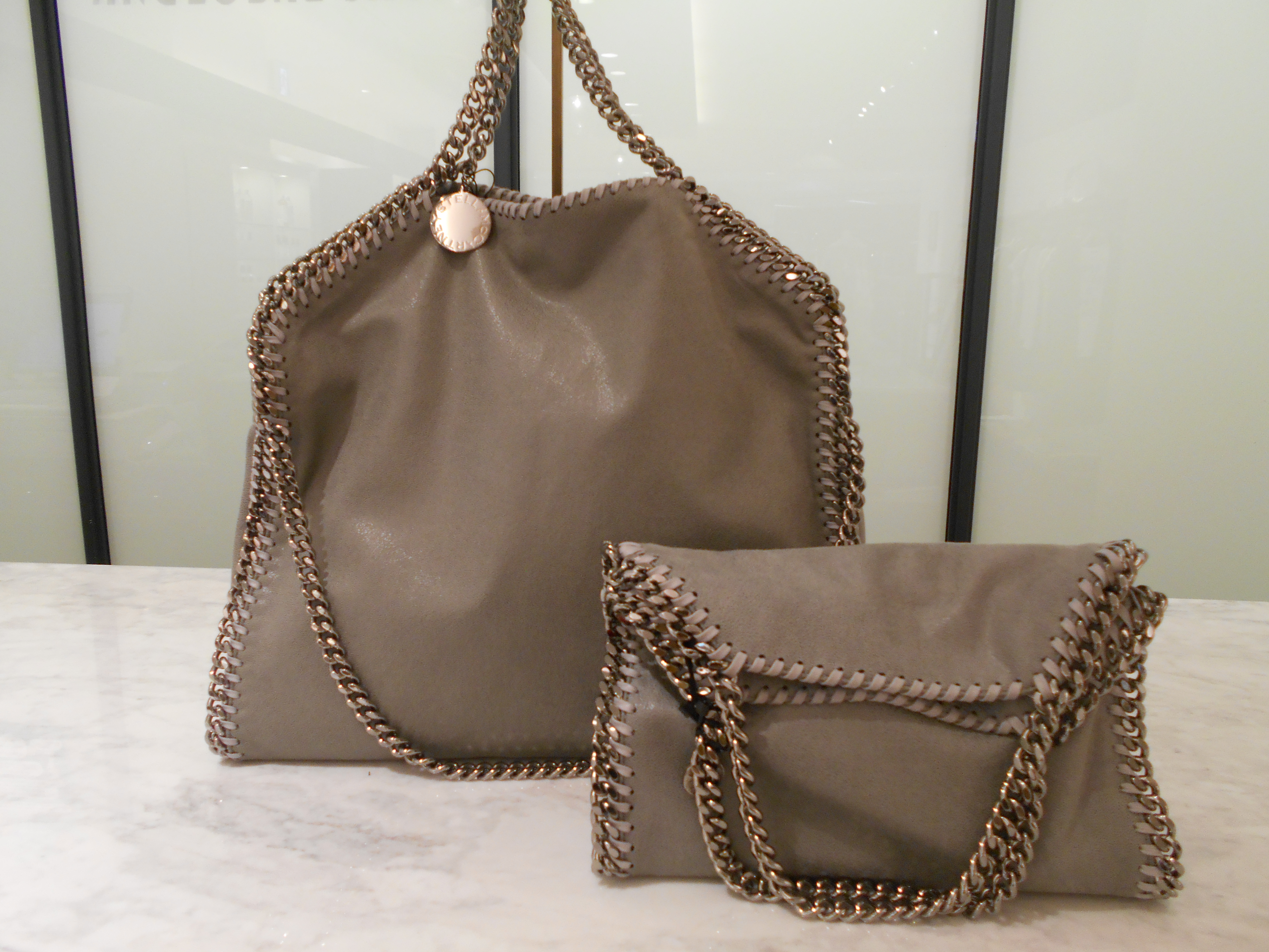http://mt.anglobalshop.com/blog/ims081001.JPG