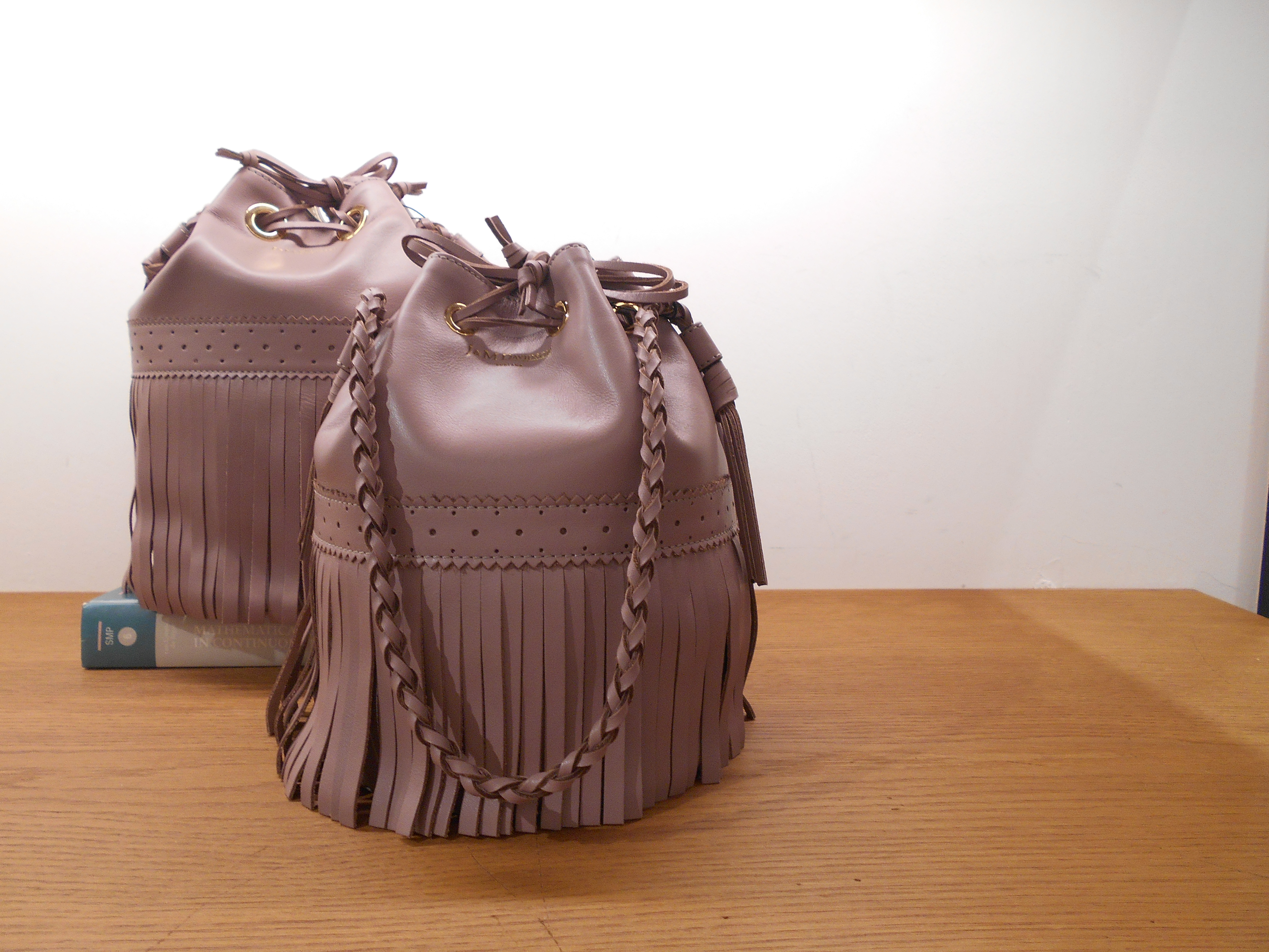 http://mt.anglobalshop.com/blog/ims090103.JPG