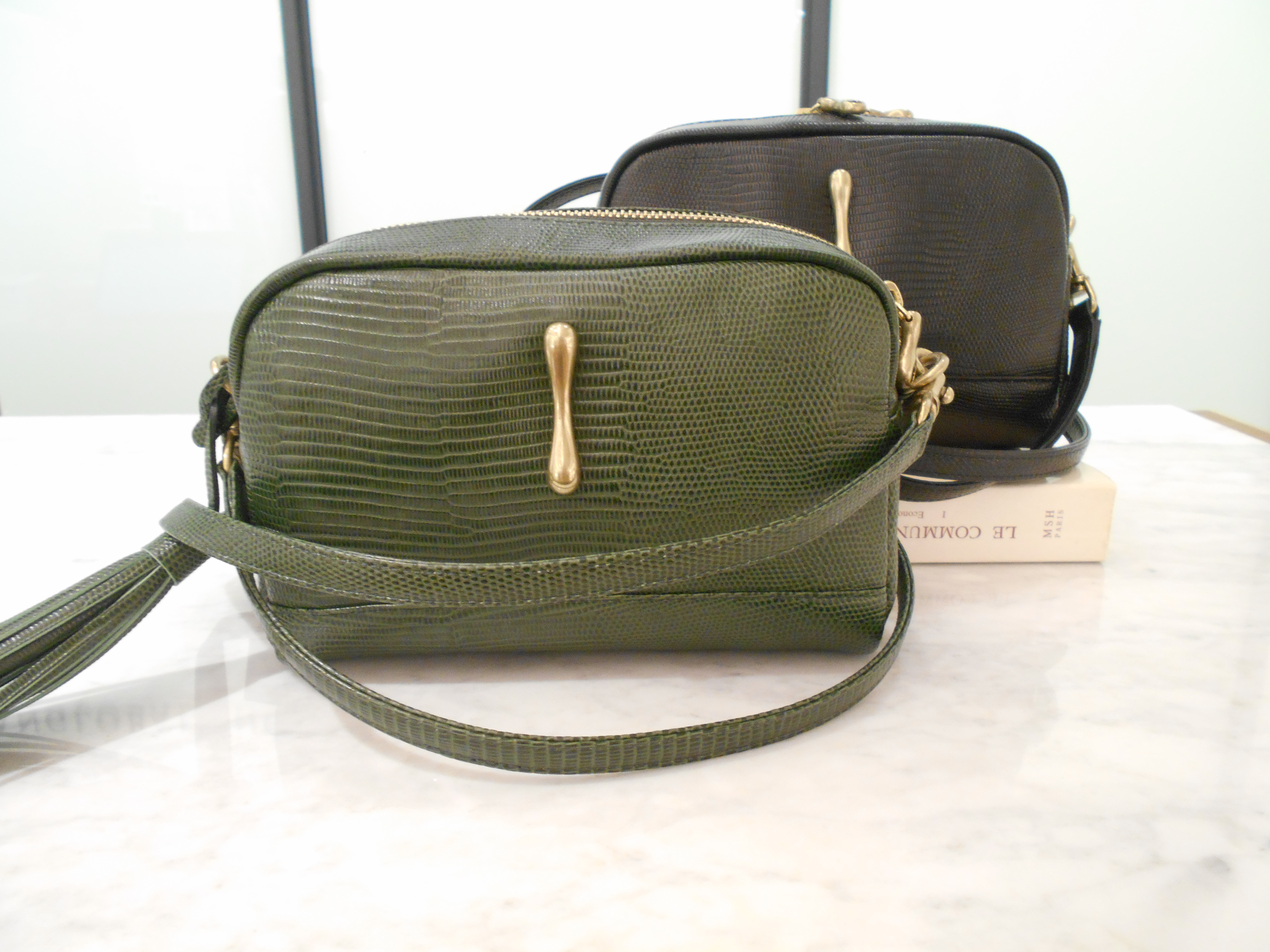 http://mt.anglobalshop.com/blog/ims090305.JPG