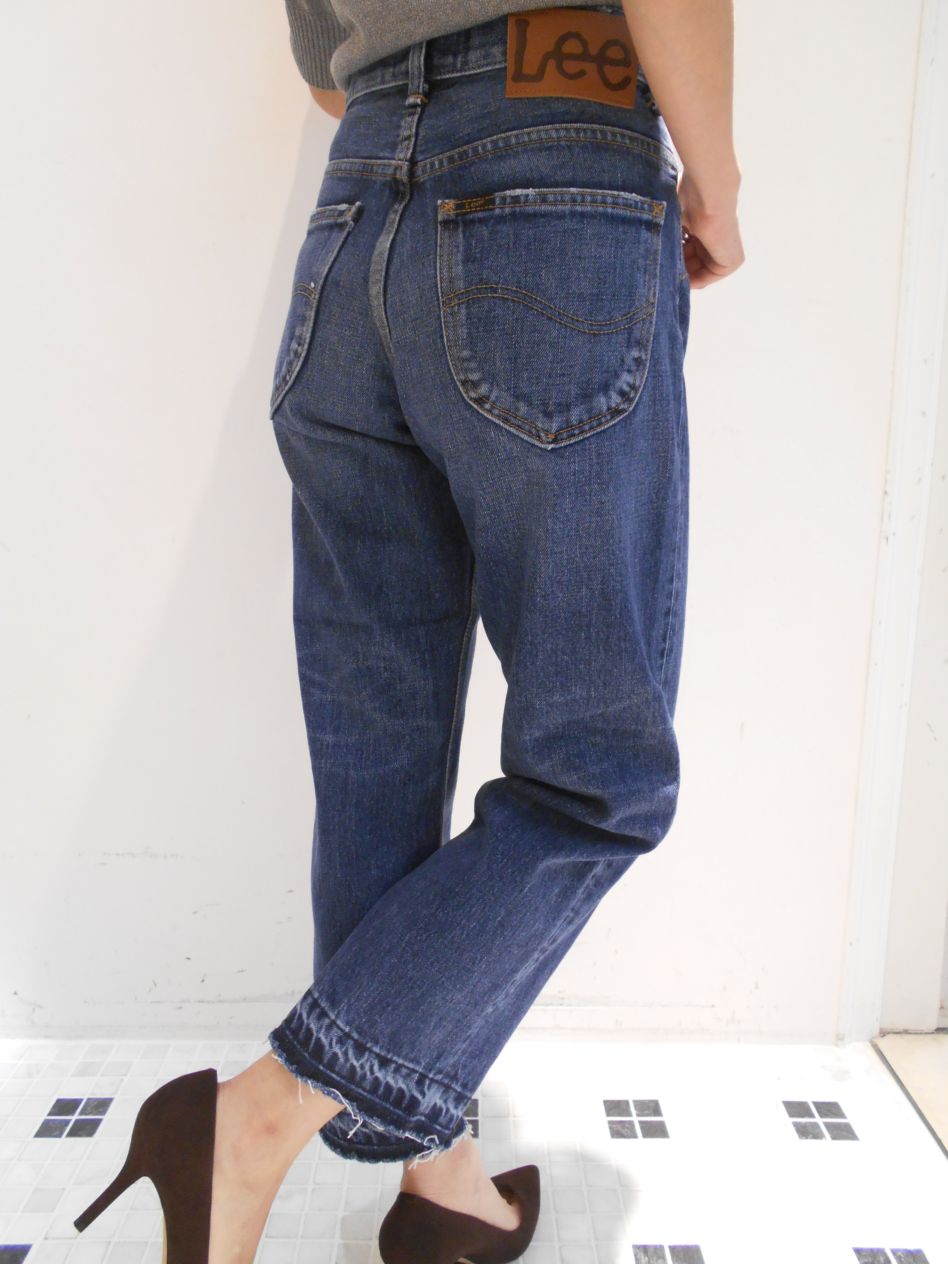 http://mt.anglobalshop.com/blog/ims090603.JPG