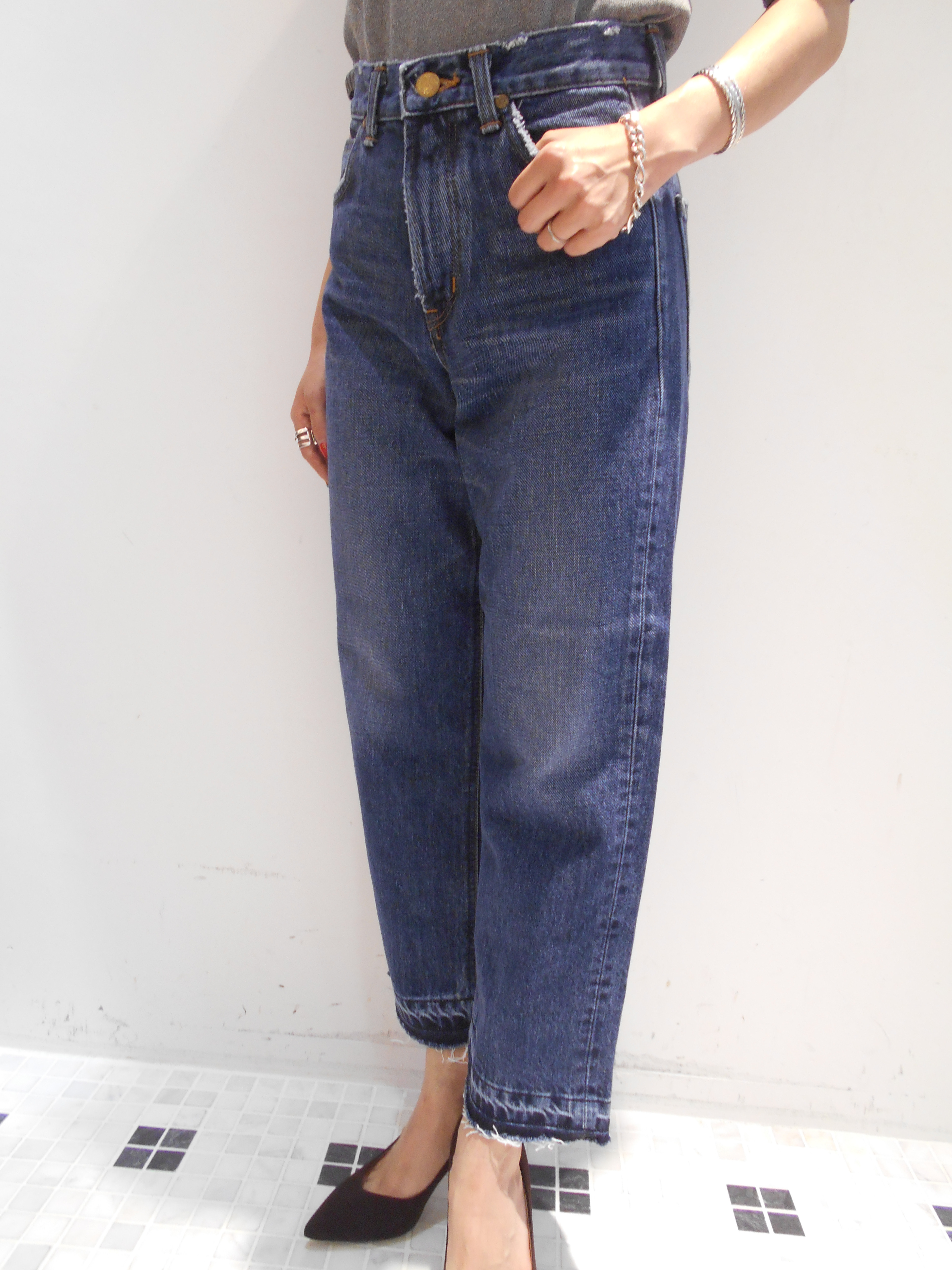 http://mt.anglobalshop.com/blog/ims090604.JPG