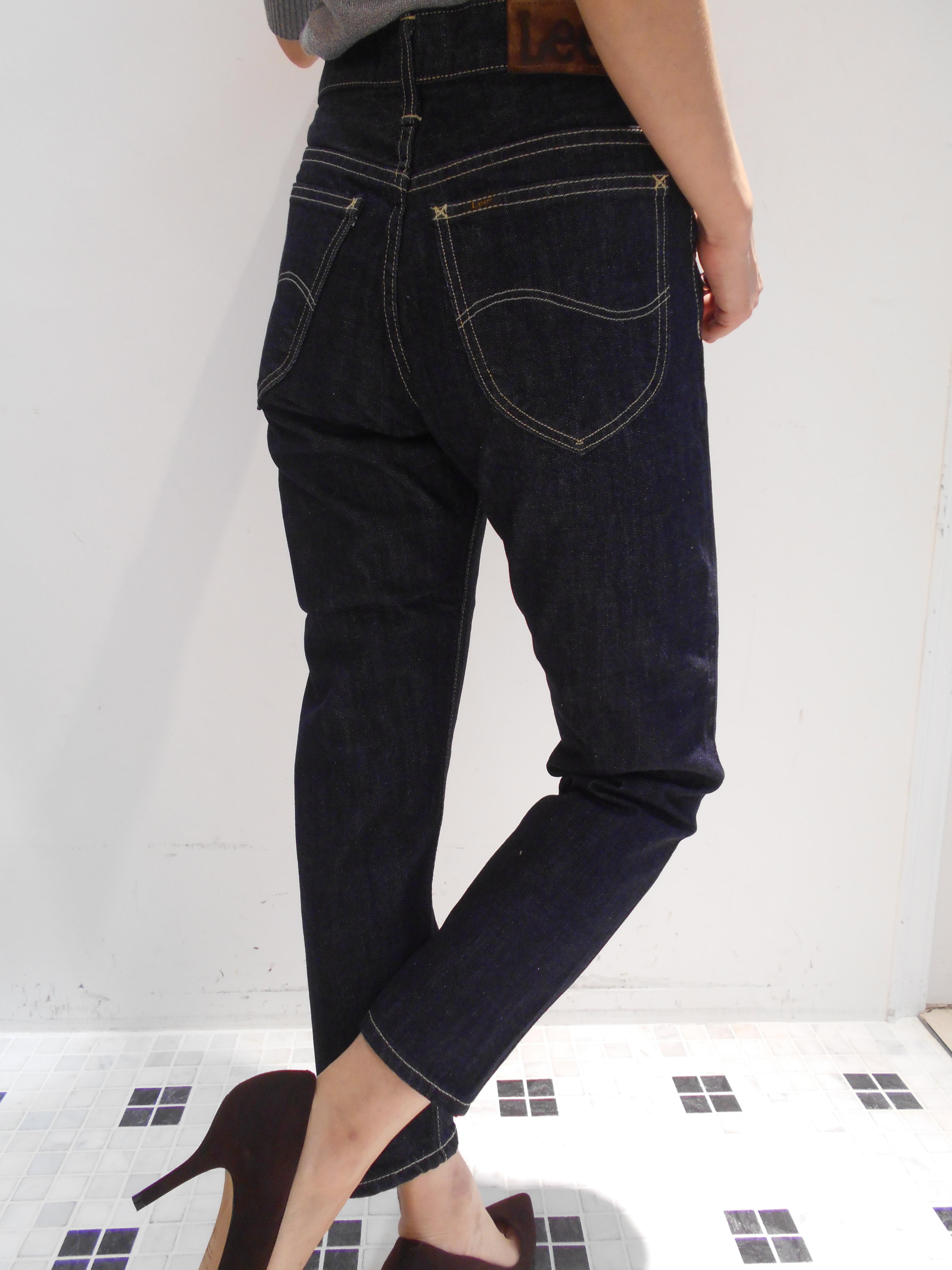 http://mt.anglobalshop.com/blog/ims090605.JPG