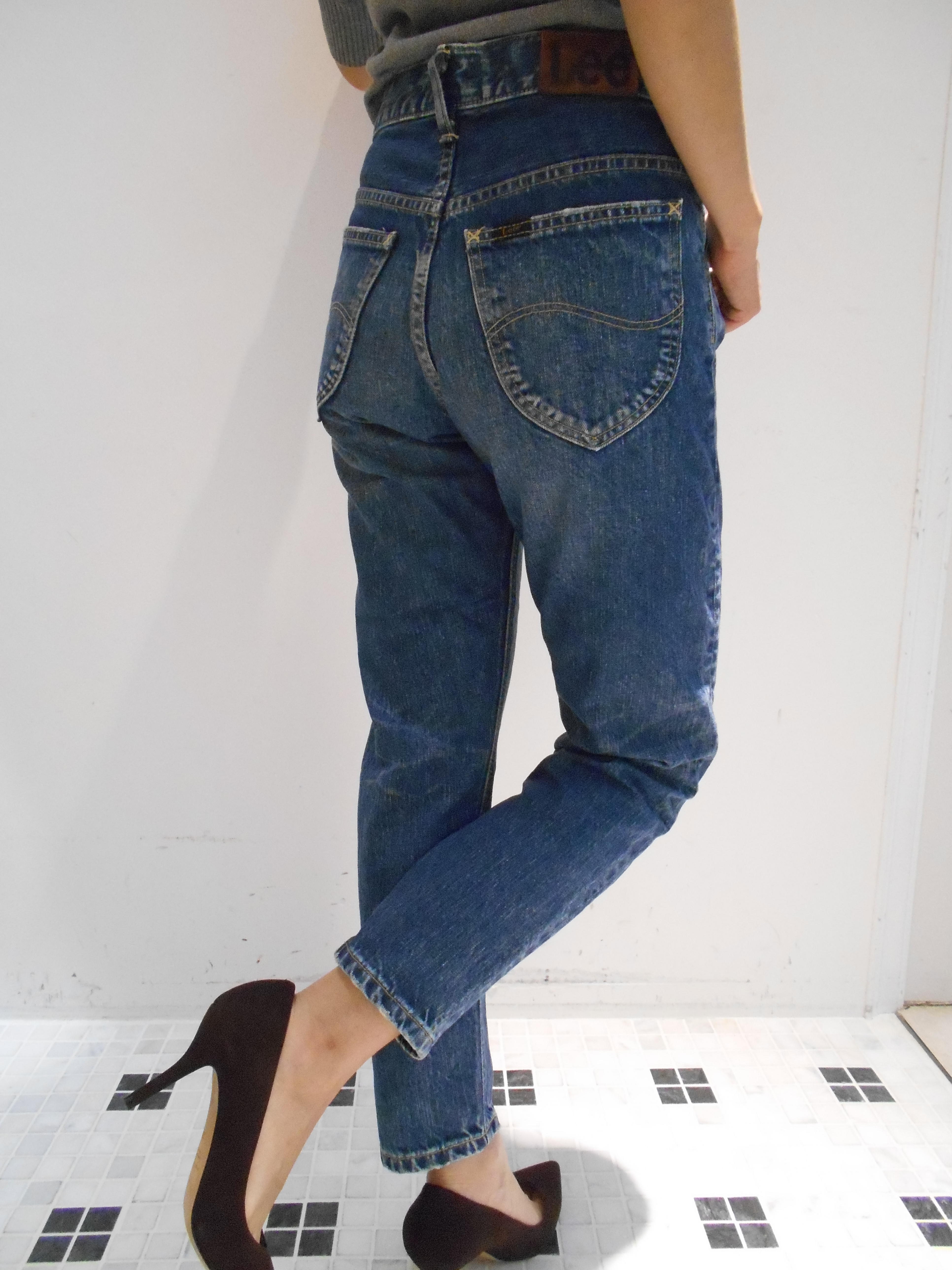 http://mt.anglobalshop.com/blog/ims090606.JPG
