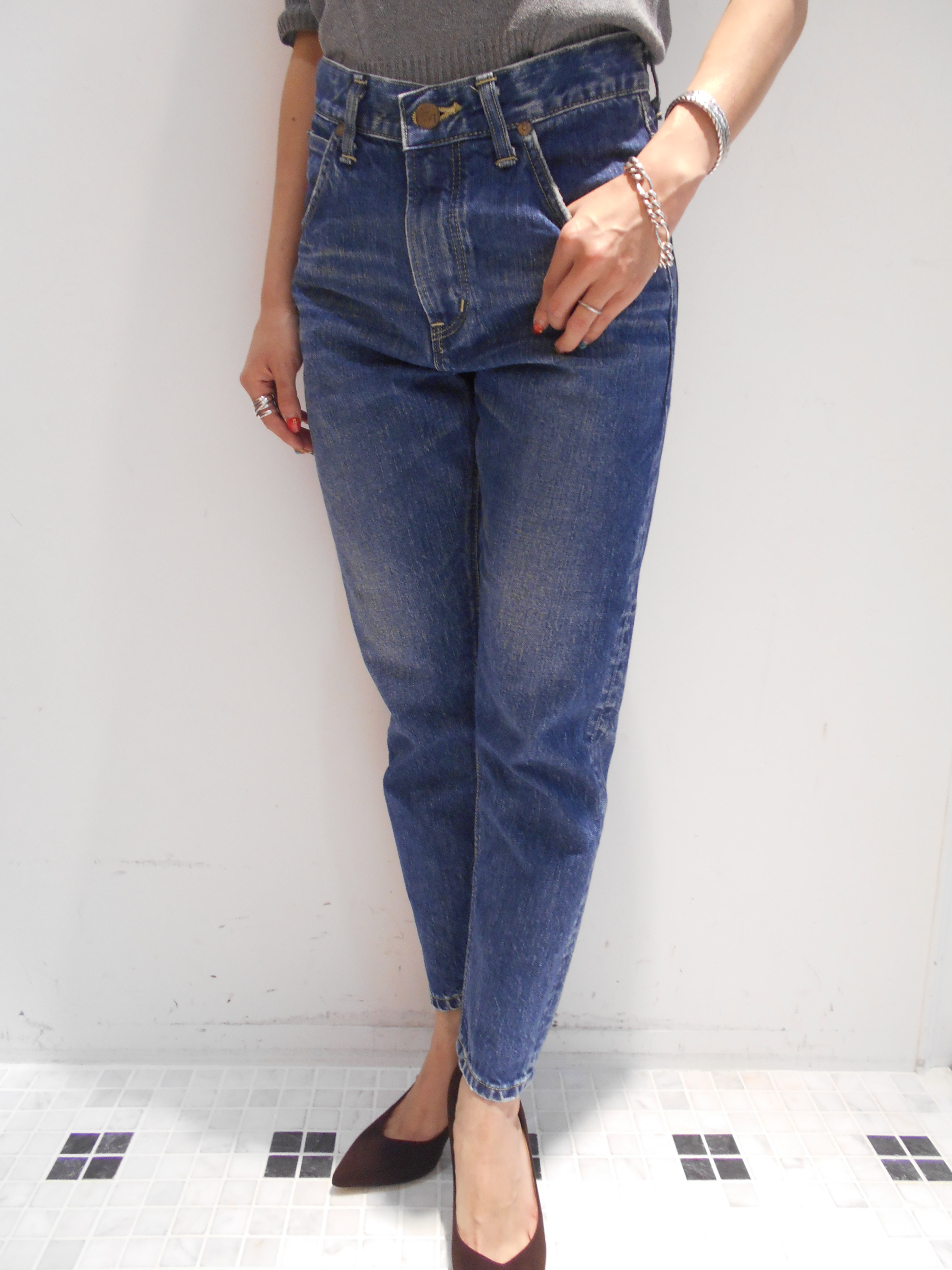 http://mt.anglobalshop.com/blog/ims090607.JPG
