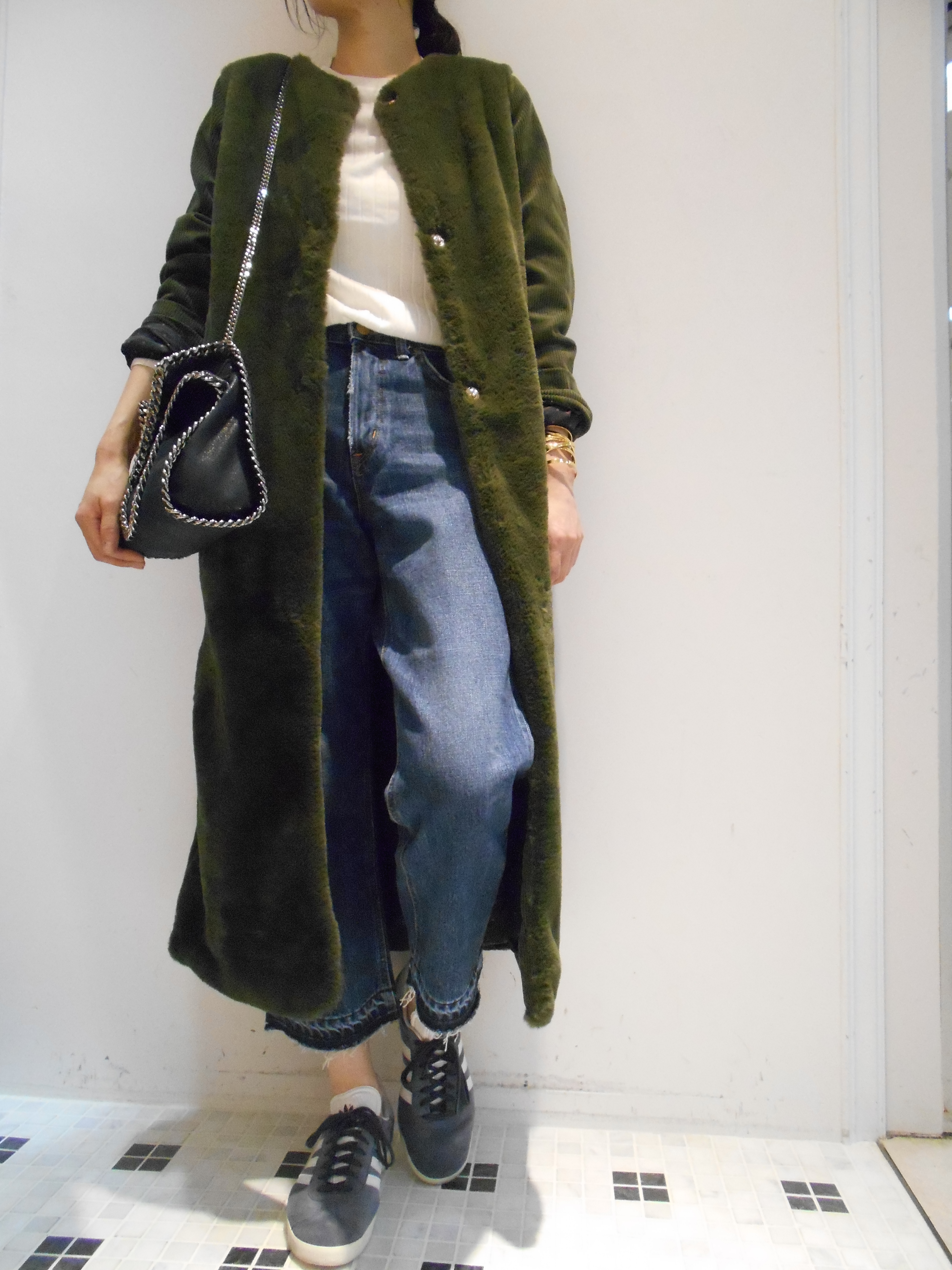 http://mt.anglobalshop.com/blog/ims091203.JPG