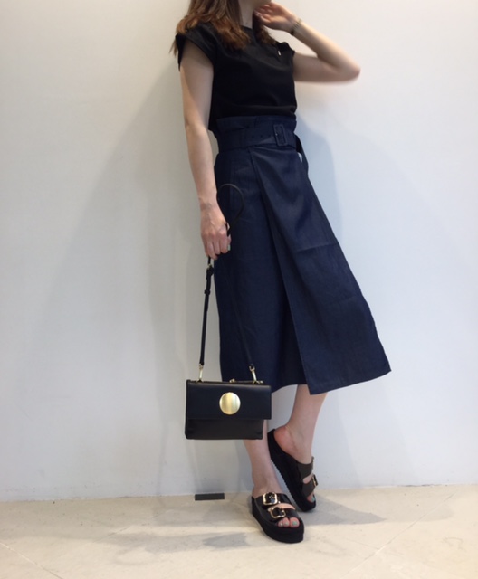 http://mt.anglobalshop.com/blog/omote061506.JPG