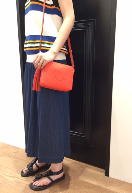 http://mt.anglobalshop.com/blog/omote062203.JPG