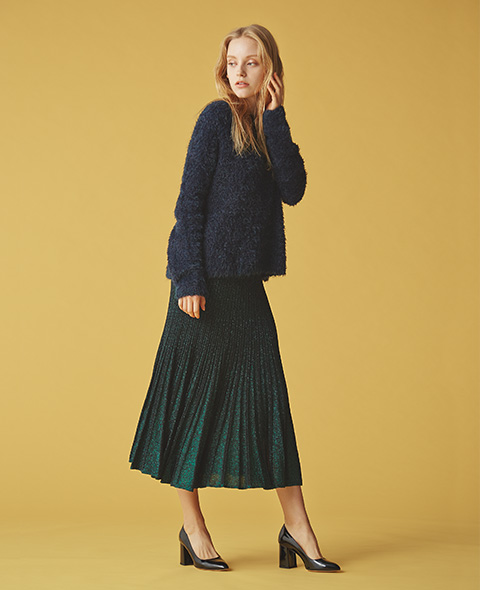 THE SKIRT Perfect for the winter lady style. Swing the skirt back and forth like a church bell.